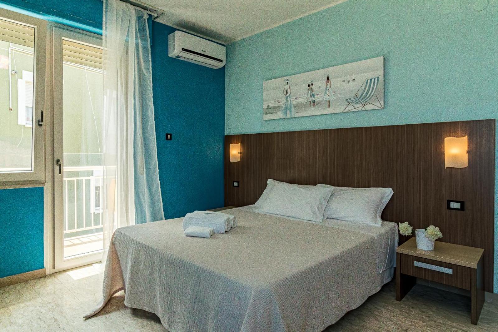 Triple Room with Sea View photo 1