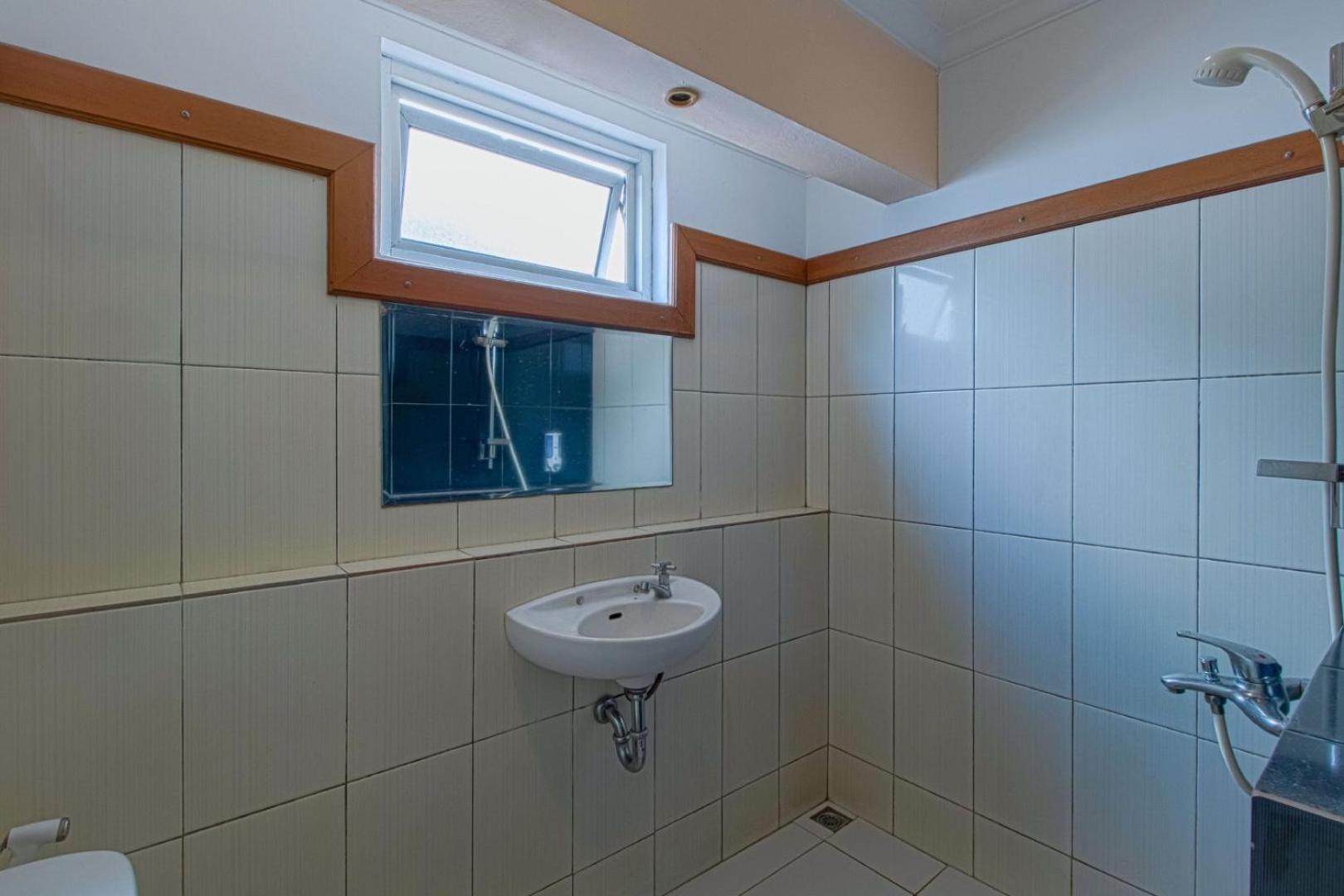Standard Double Room - Photo 6