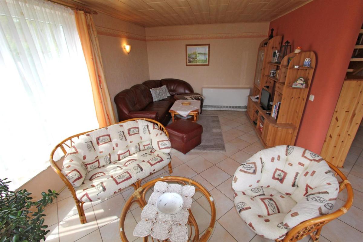 Two-Bedroom House photo 3