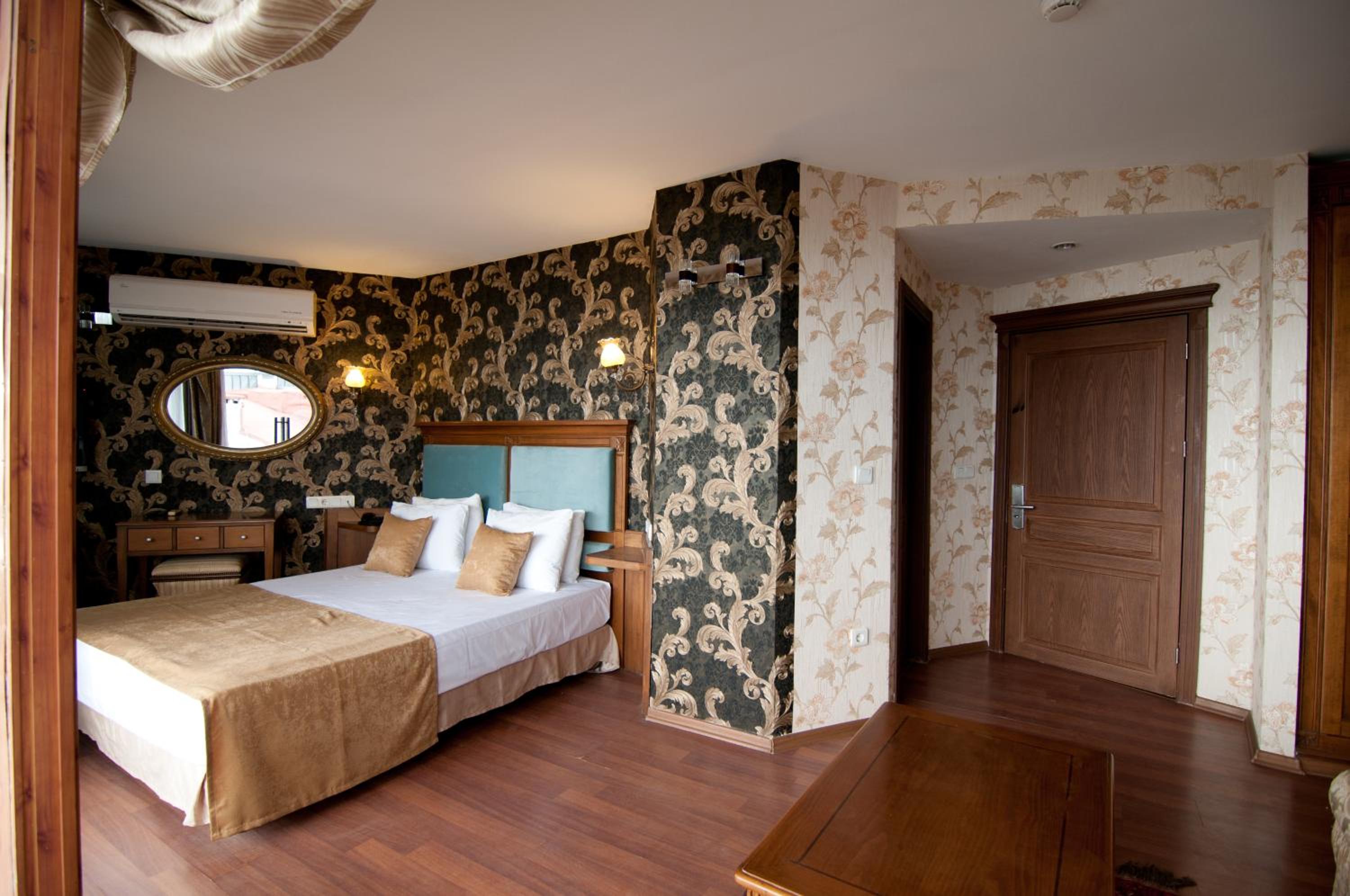 Suite Room with Sea View photo 2
