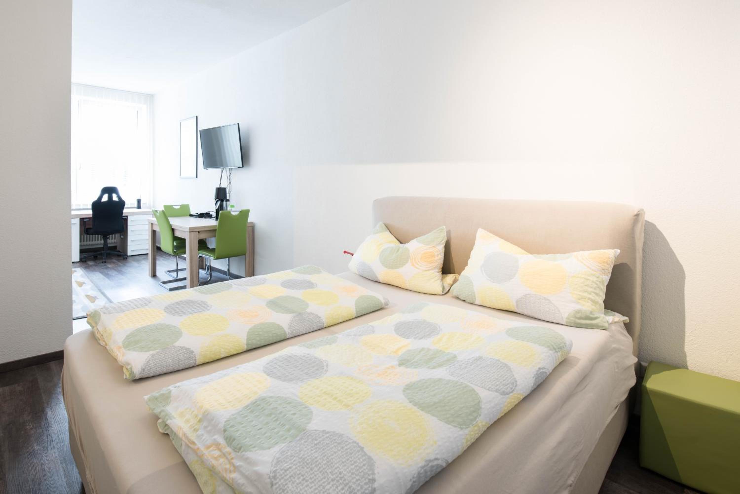 Studio Apartment photo 3