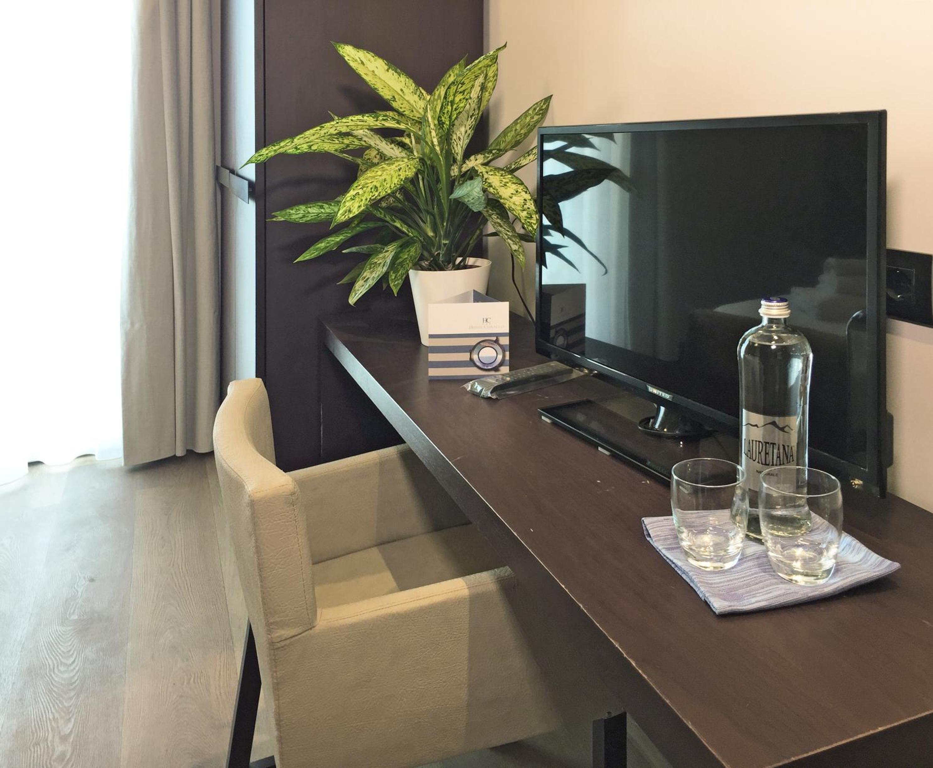 Executive Double or Twin Room - Photo 13