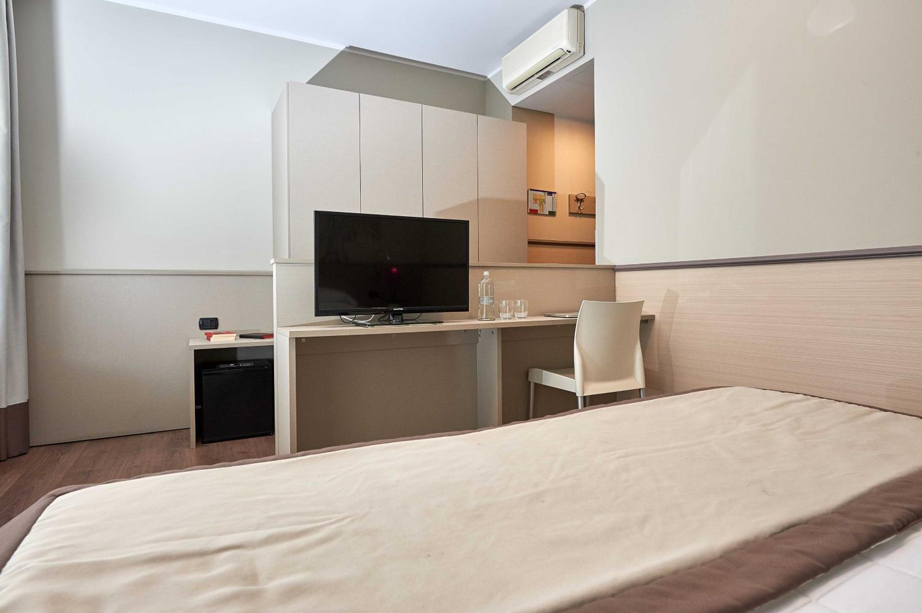 Executive Double or Twin Room - Photo 2