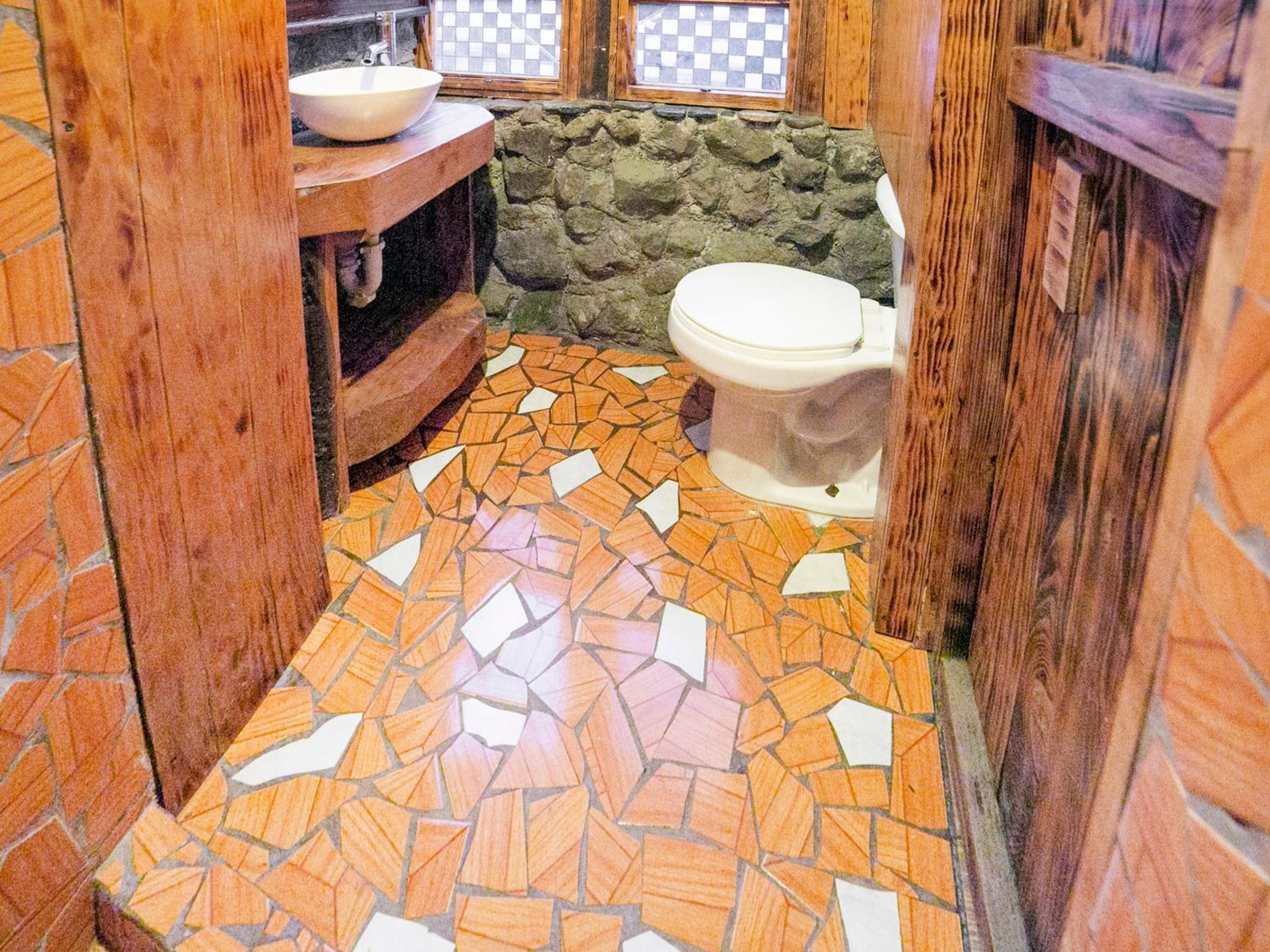 Economy Double Room - Photo 5