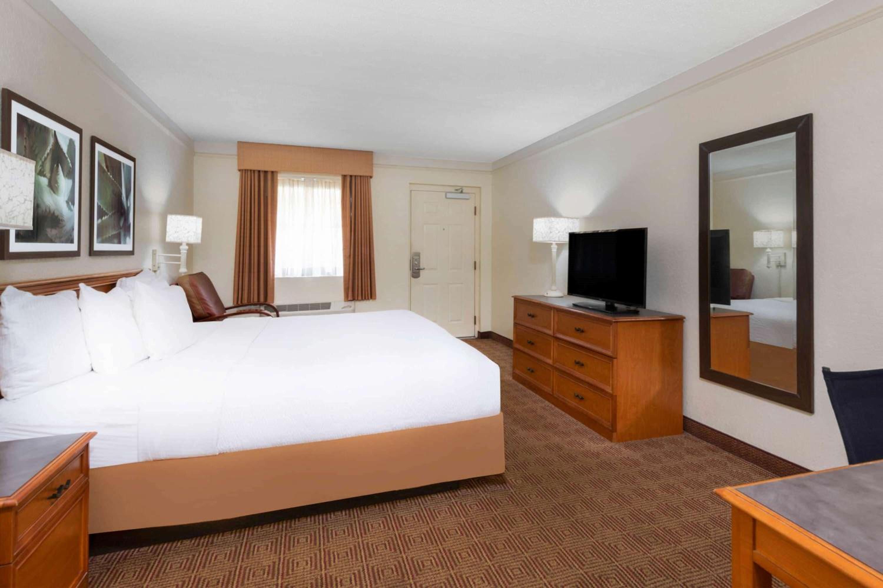 King Room - Photo 6