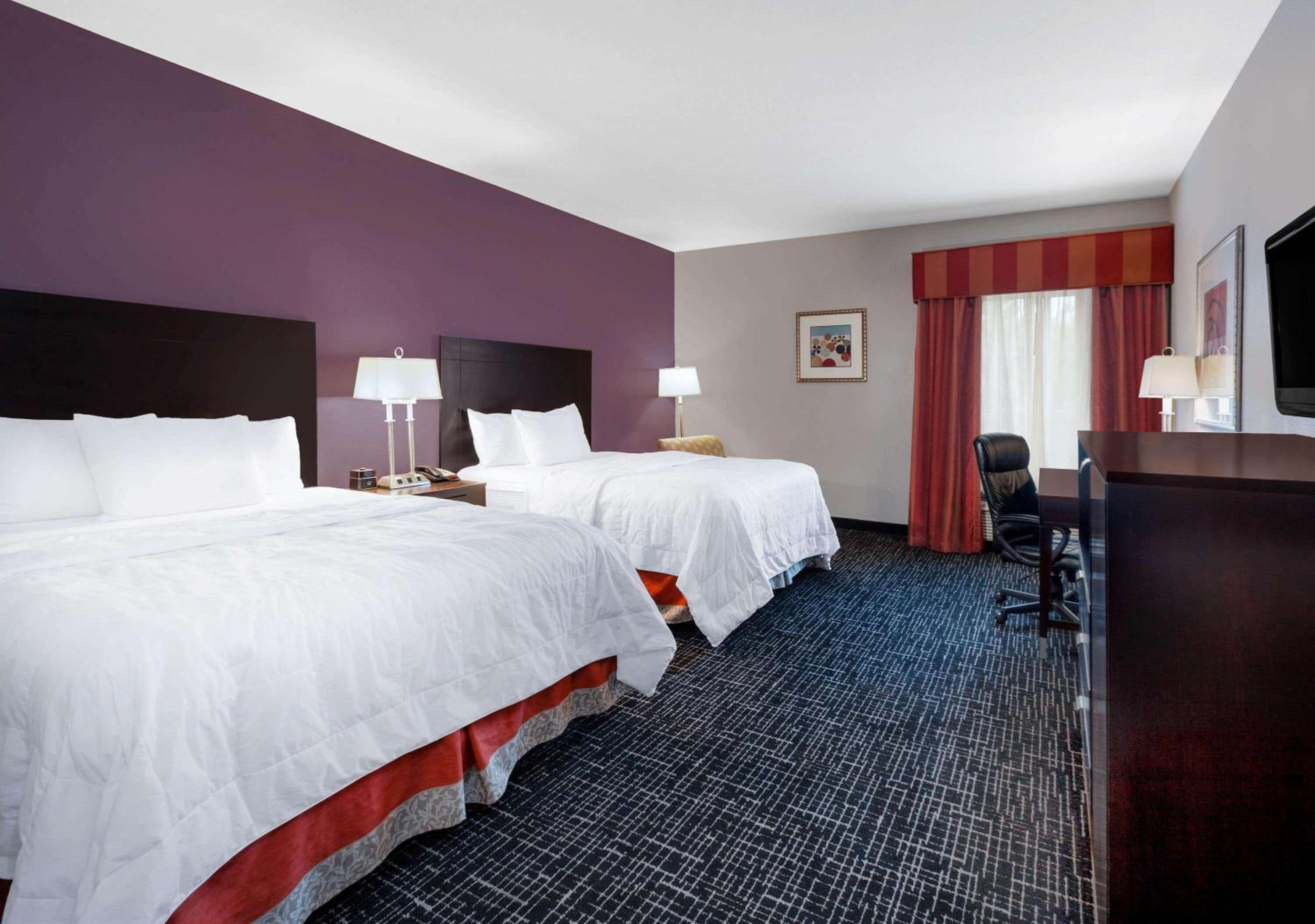 Deluxe Double Room with Two Double Beds - Photo 4