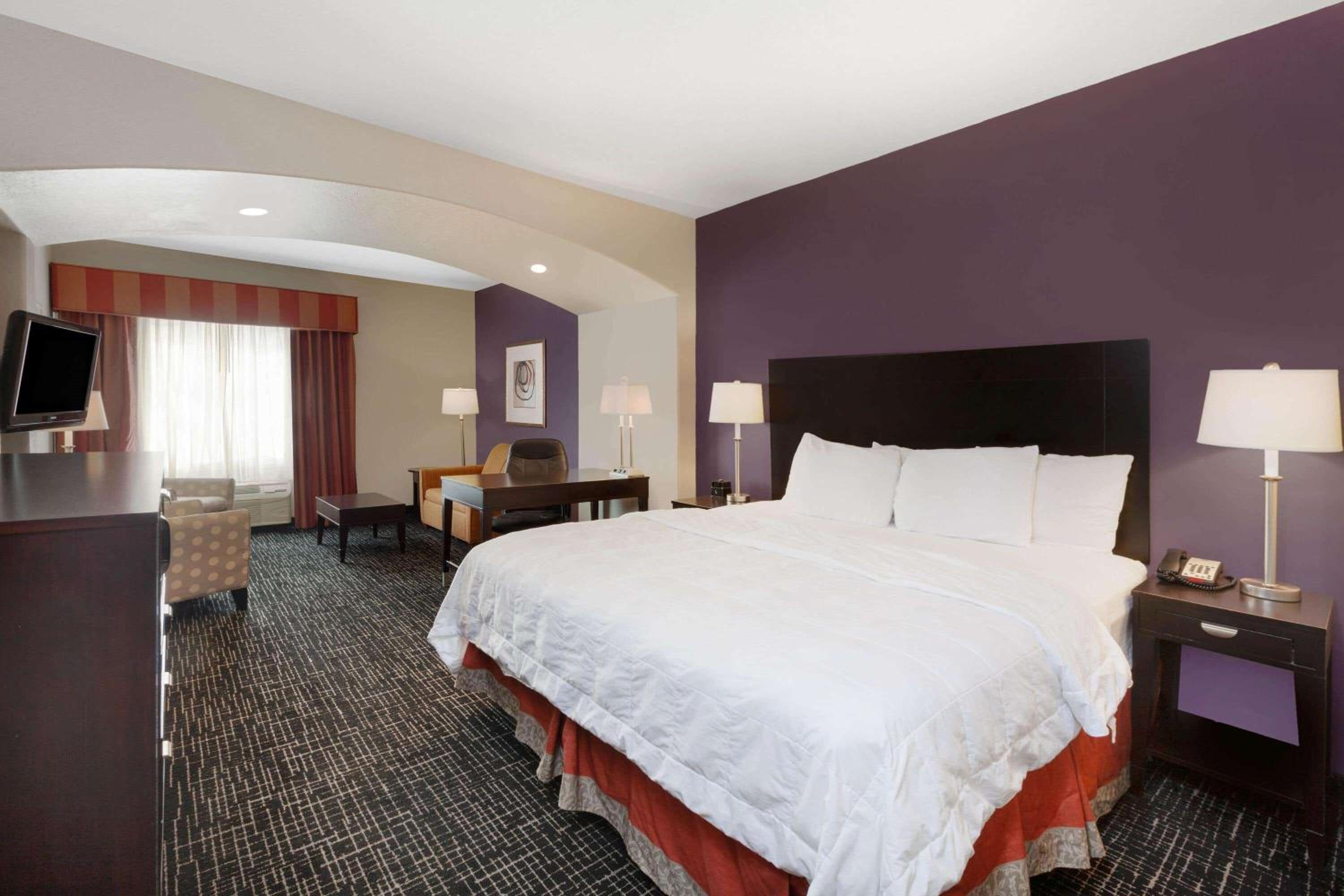 Executive King Room - Photo 7