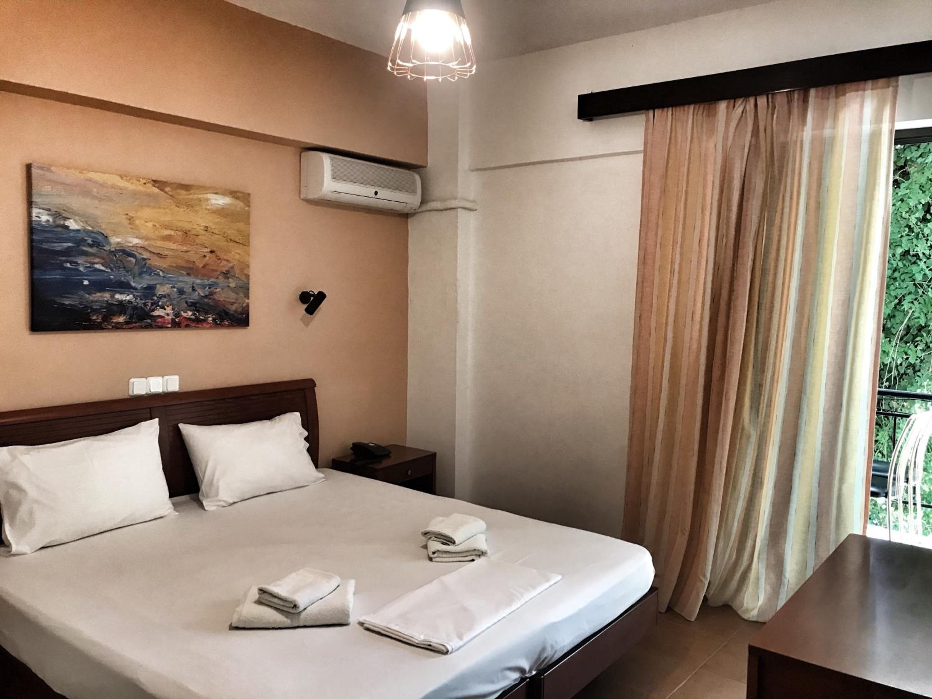 Double or Twin Room photo 2