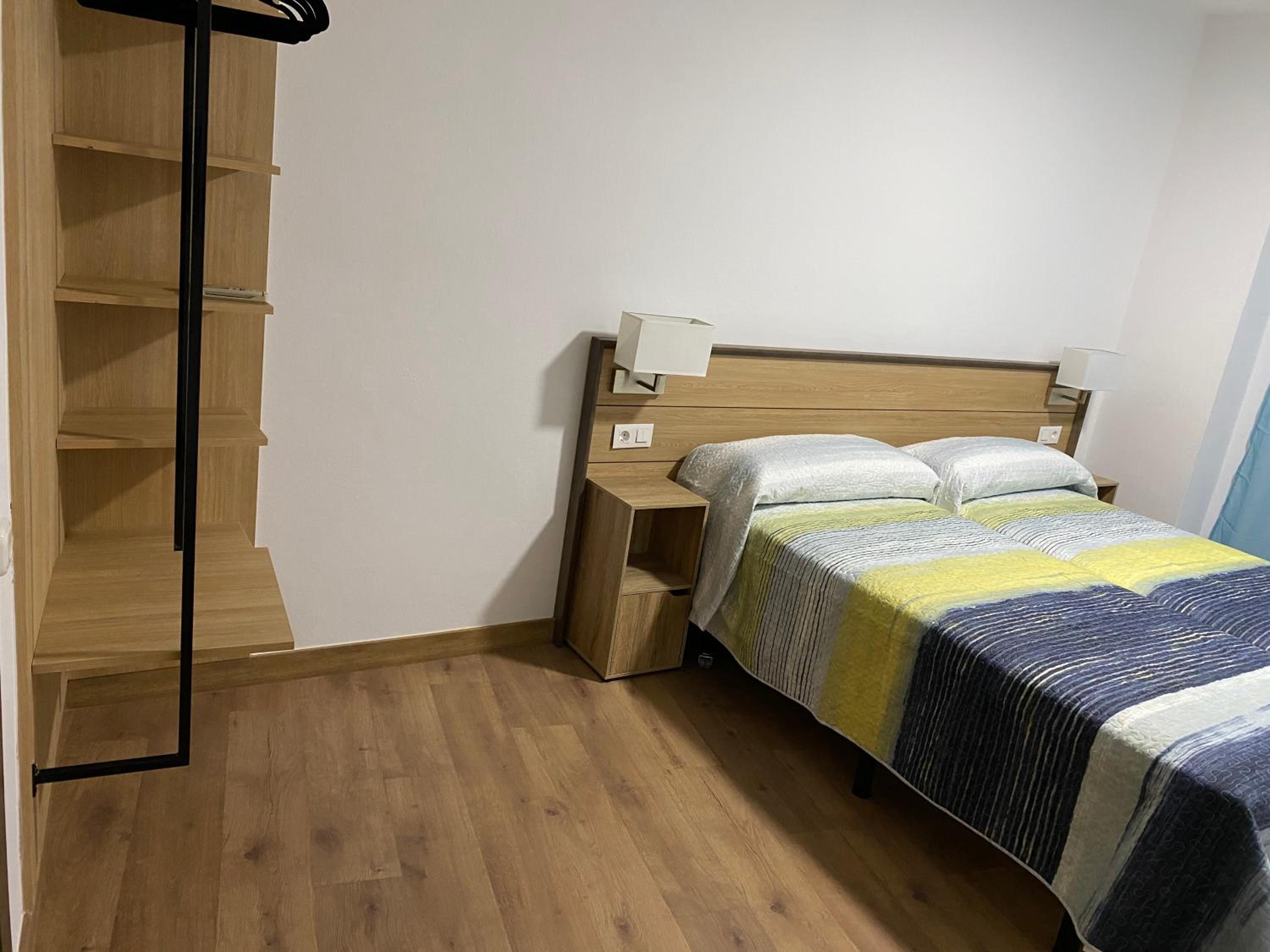 Double or Twin Room - Photo 6