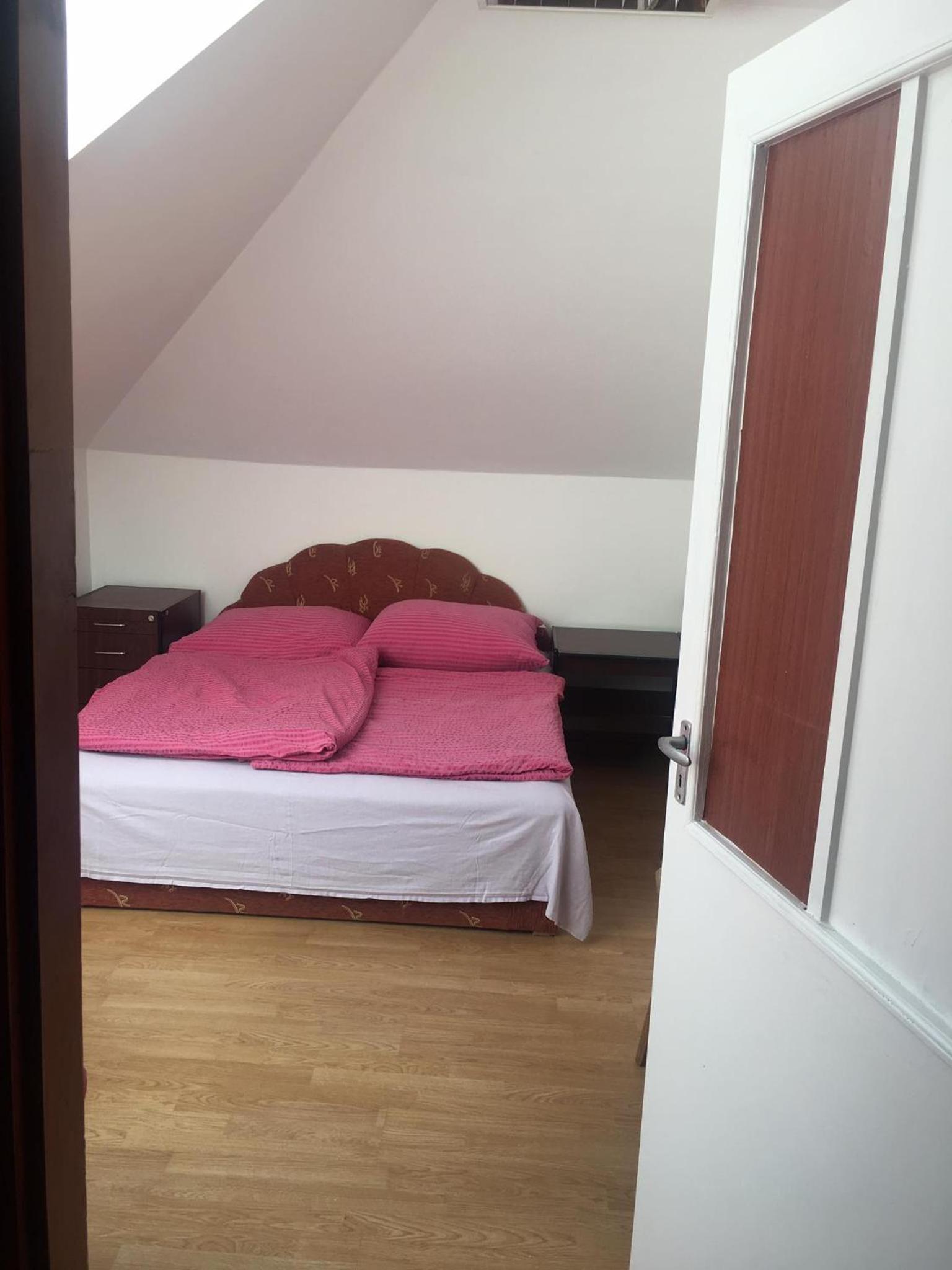 King Room - Disability Access photo 3