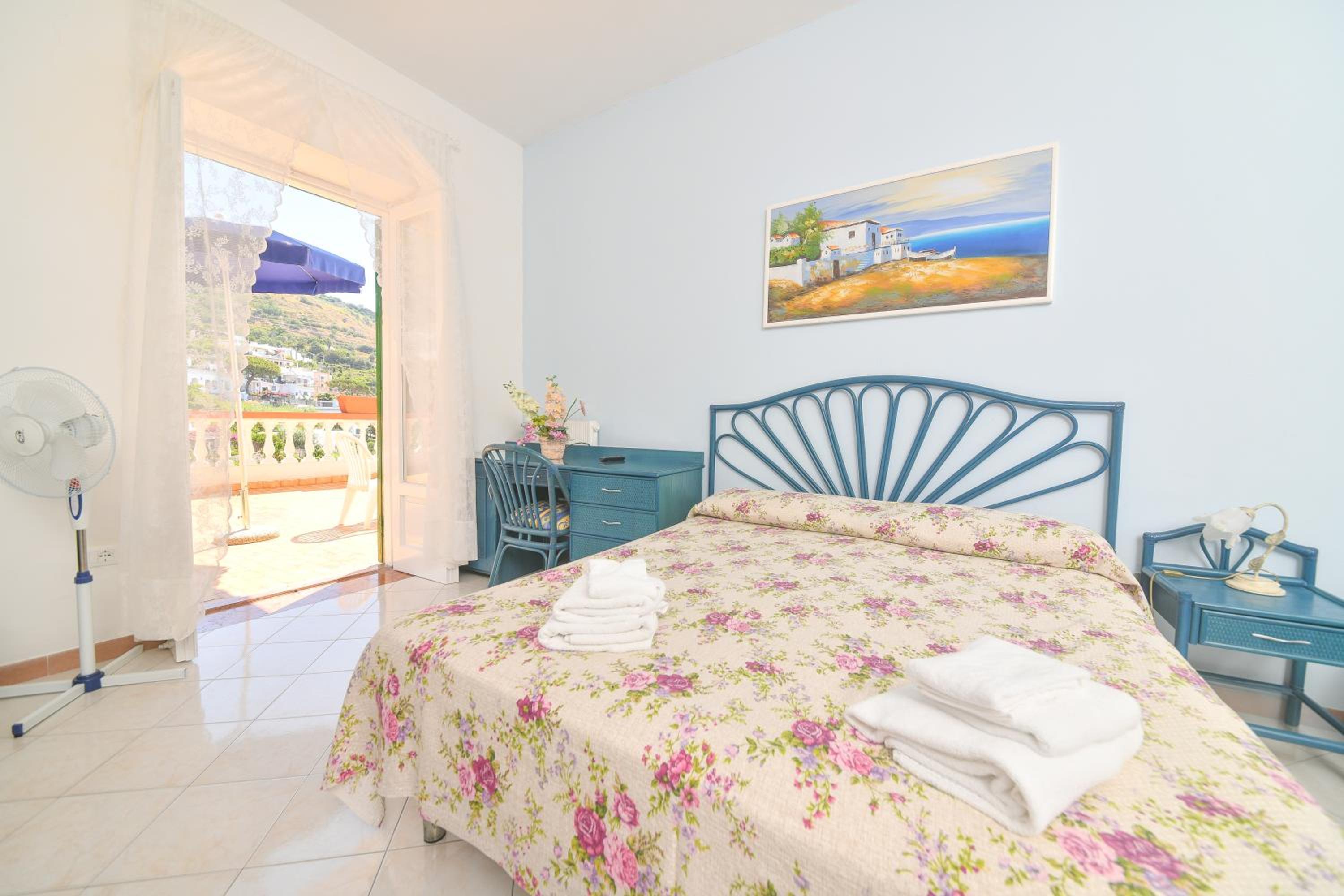 Triple Room with Balcony