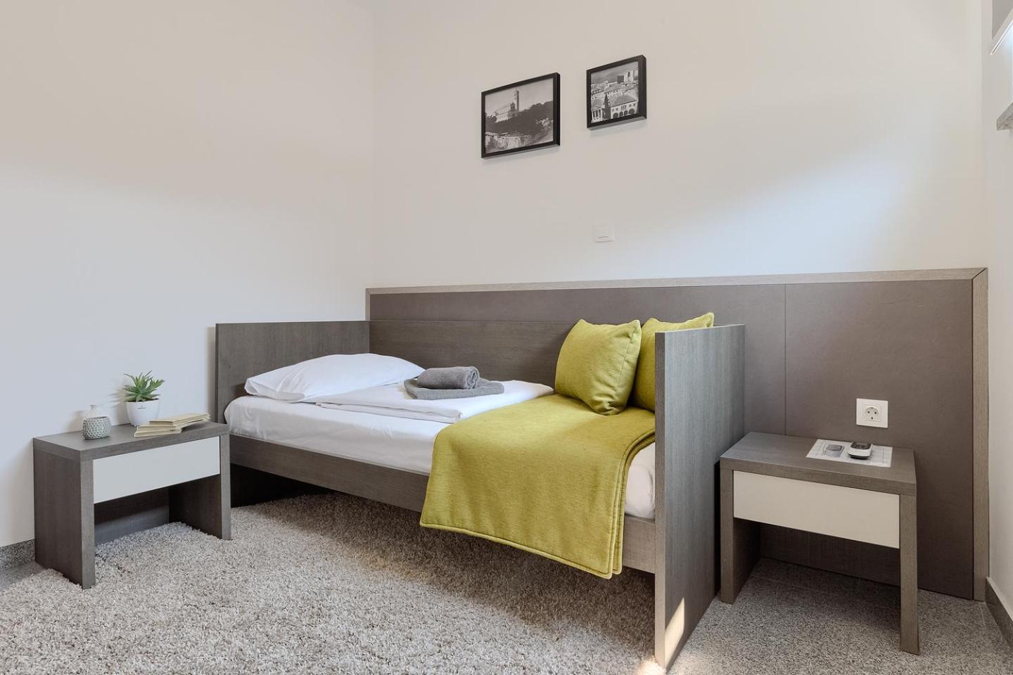 Single Room photo 1