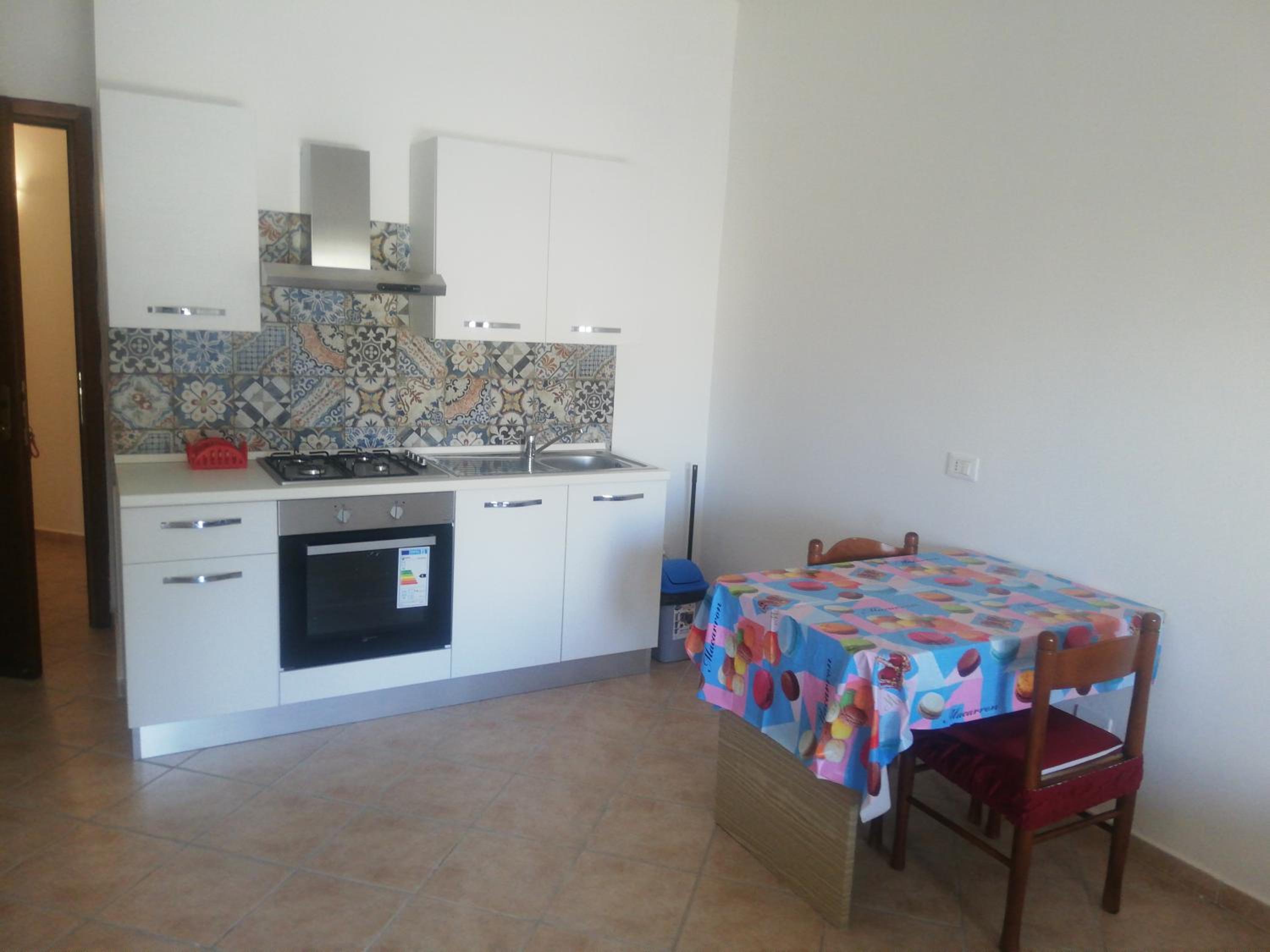 Studio with Kitchen - Photo 6
