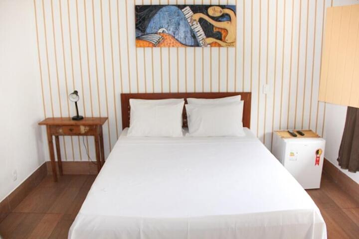 Queen Room photo 1