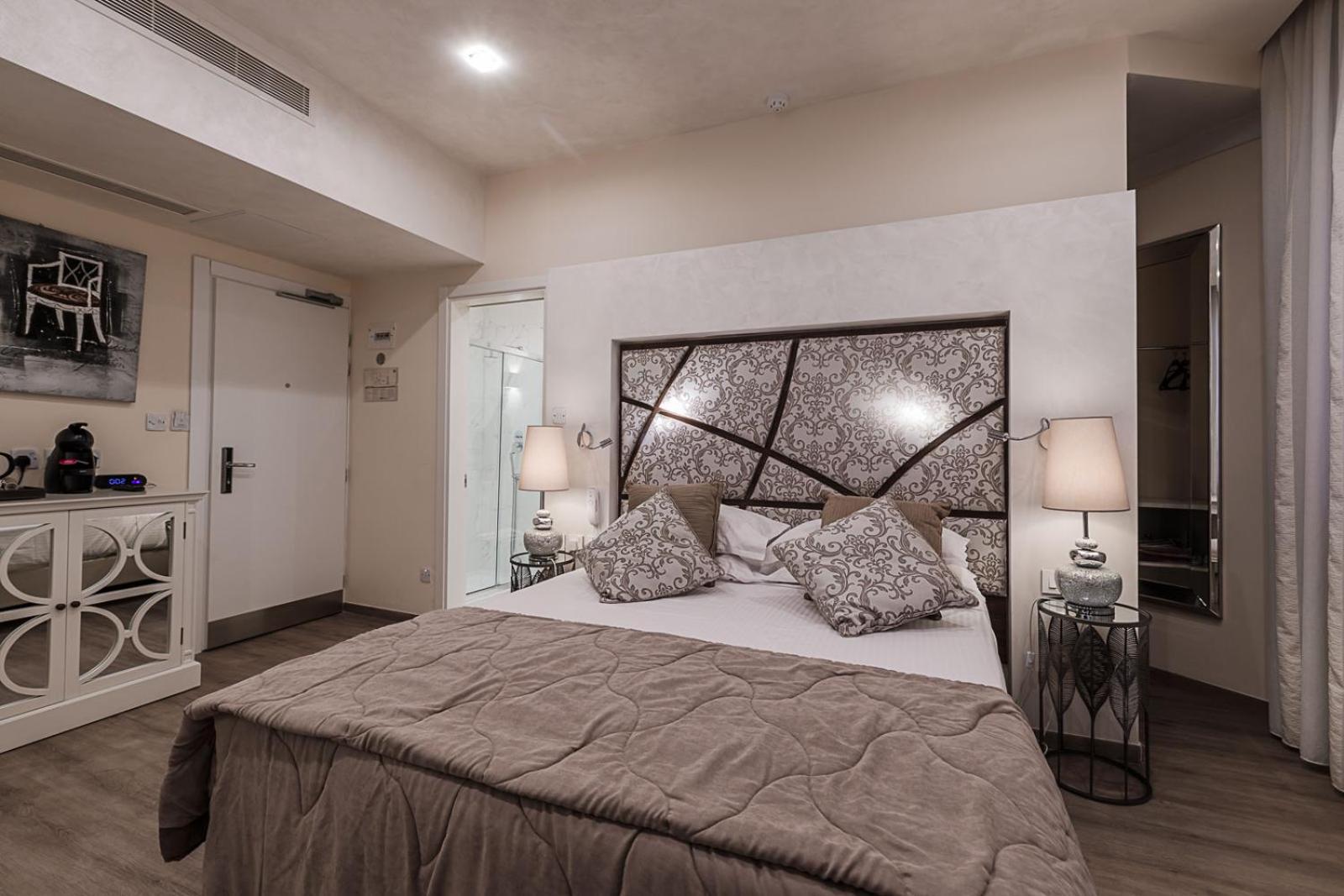 Deluxe Double or Twin Room with Sea View