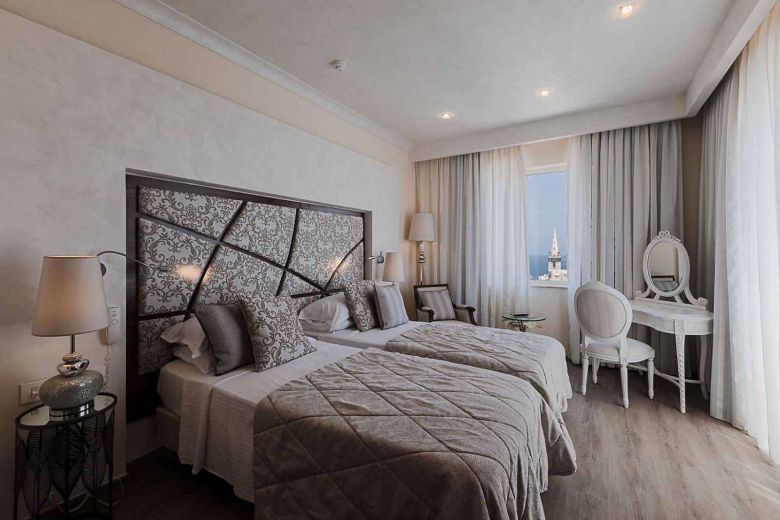 Quarto Duplo ou Twin Deluxe com Vista para o Mar