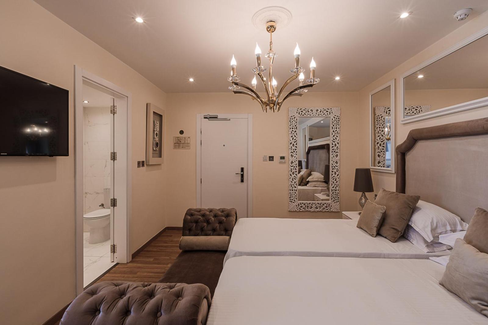 Deluxe Double or Twin Room with Sea View