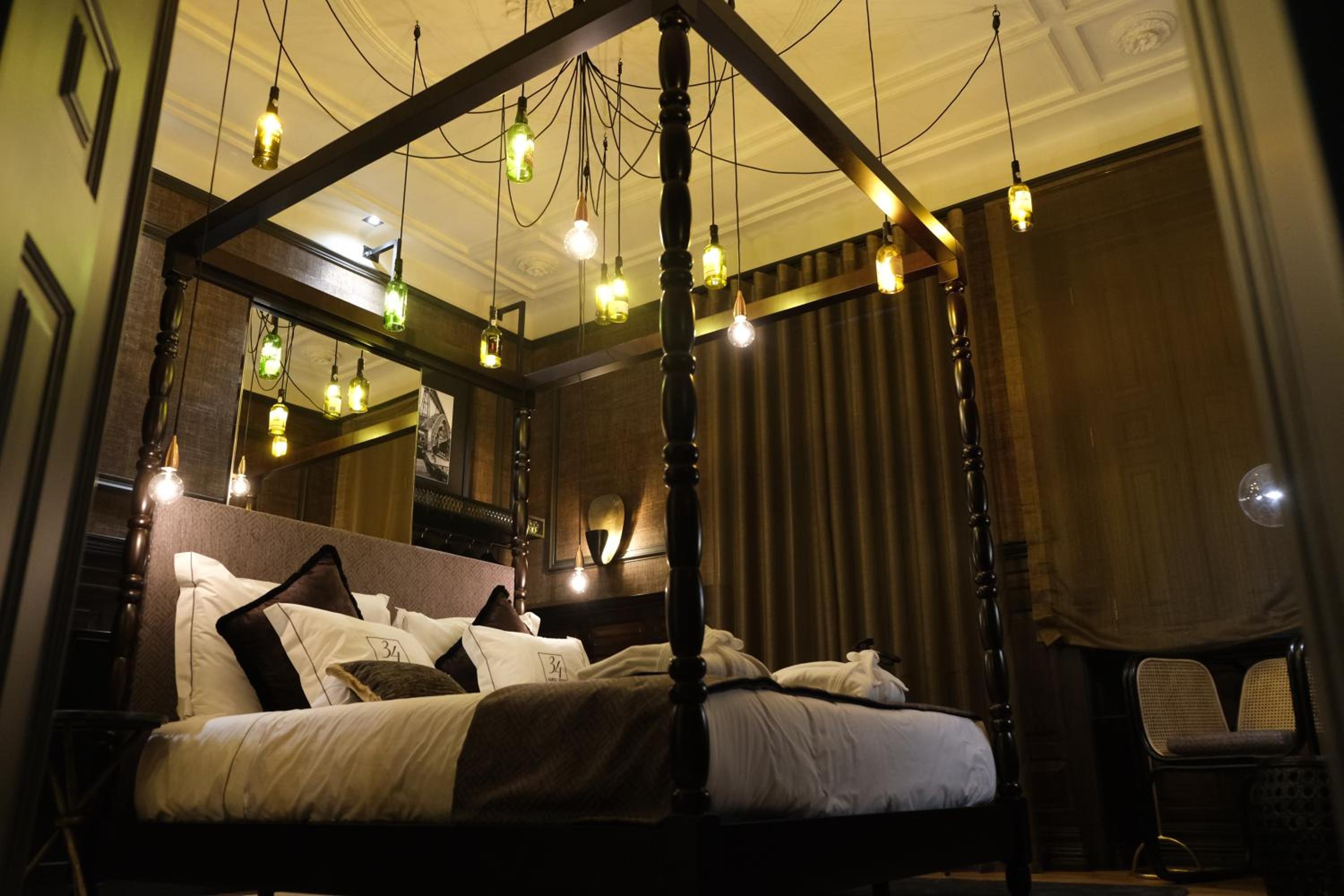 Deluxe Double Room with Balcony - Photo 1