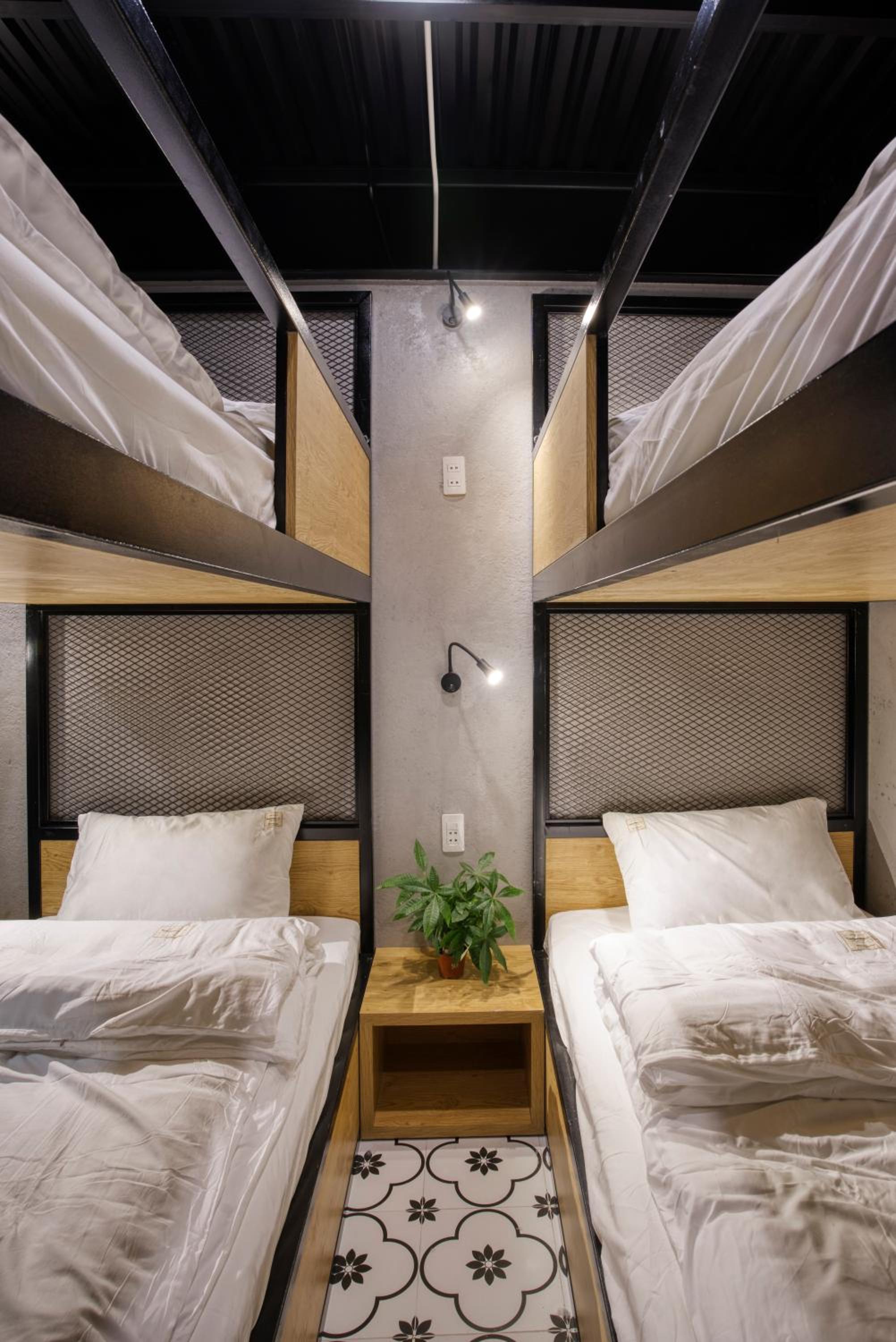 Bed in 4-Bed Dormitory Room photo 2