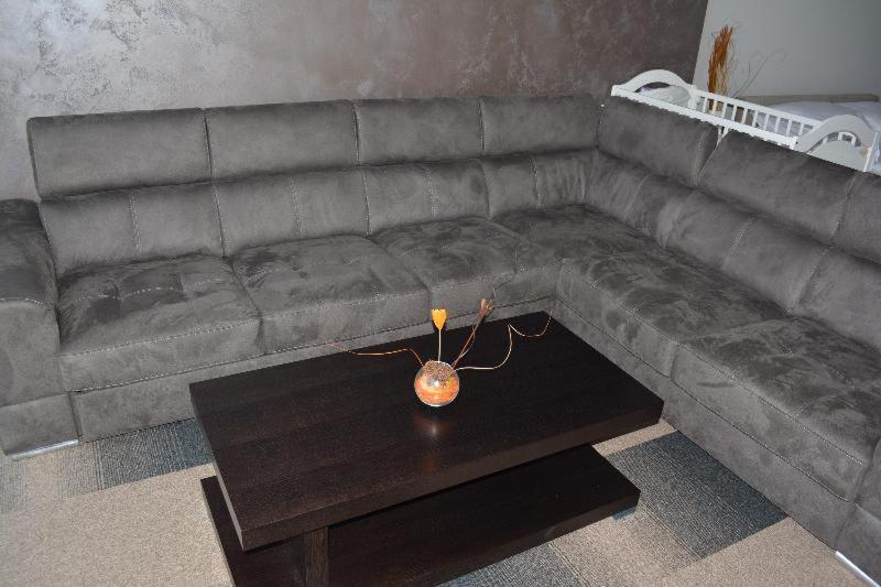 Superior Family Room - Photo 21