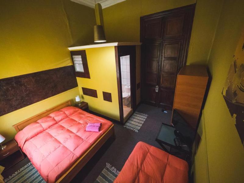 Twin Room with Private External Bathroom
