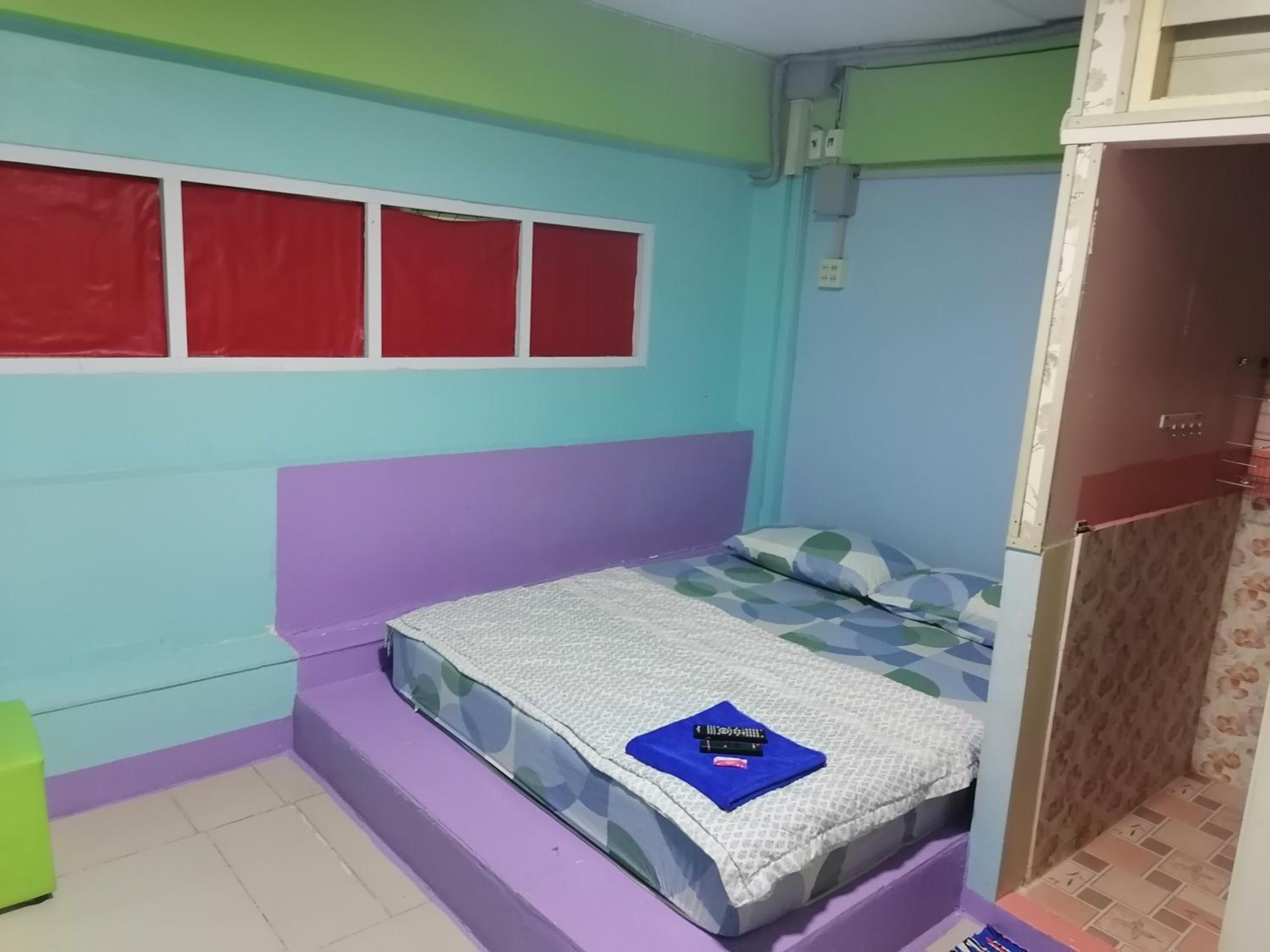 Double Room with Balcony (3 Adults) - Photo 7