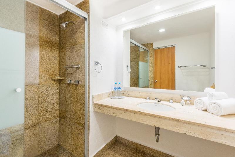 Deluxe Partial Bay View Mio Vallarta-Friendly Fun All Inclusive Plan