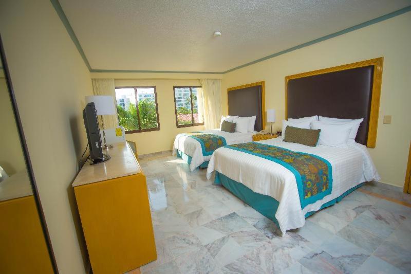 King Room with Balcony