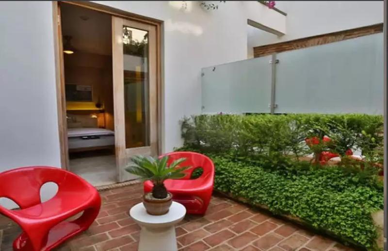 Quarto #117823065