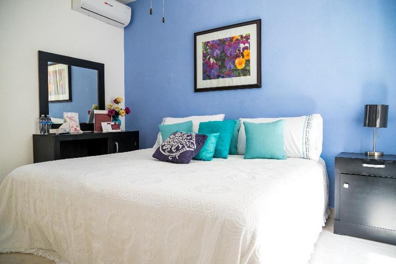 Classic Apartment photo 3