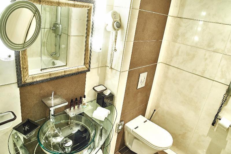 Standard Single Room - Photo 7