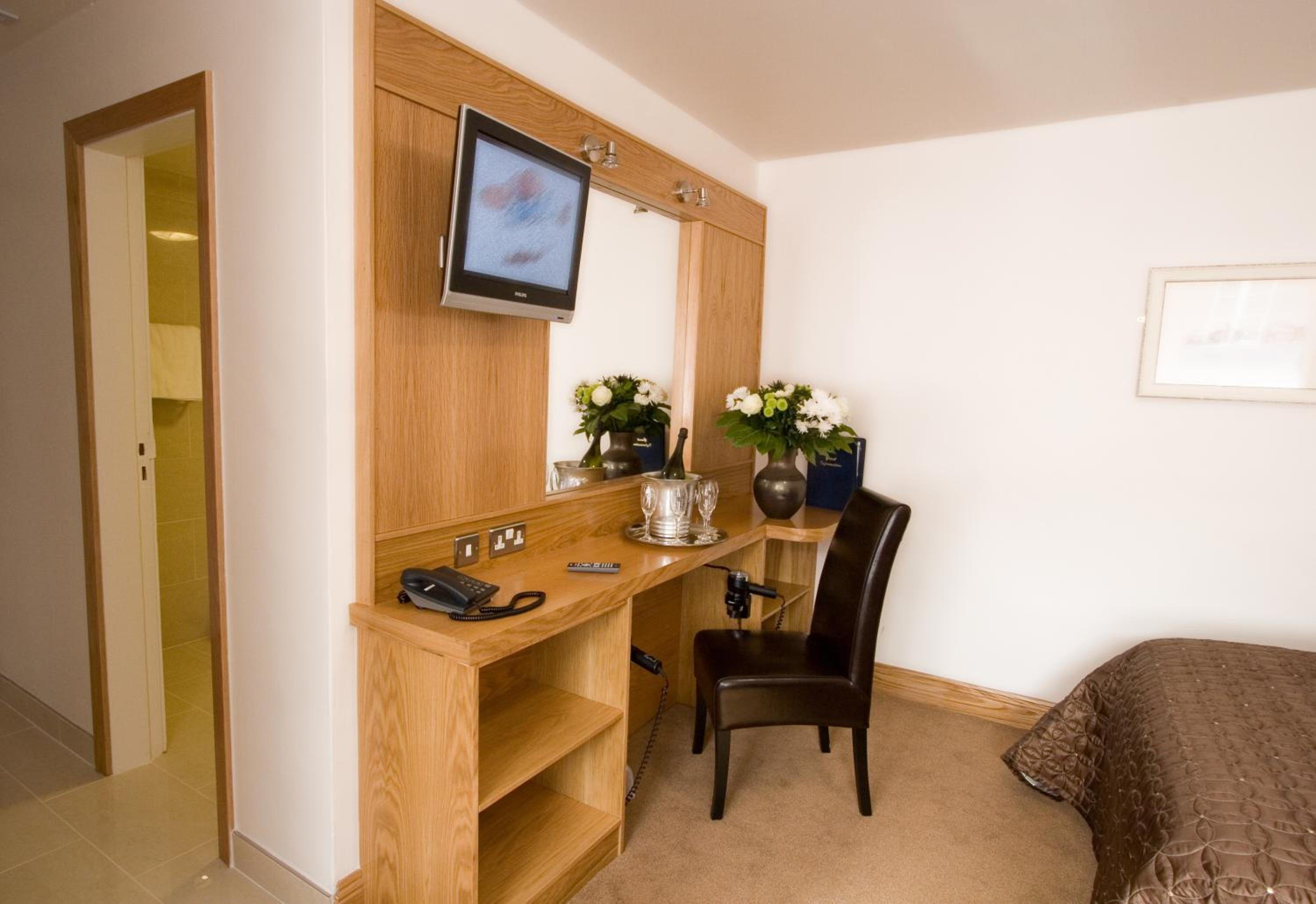 Double Room thumbnail 5