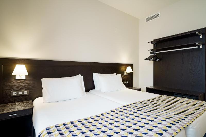 Habitación #40680516