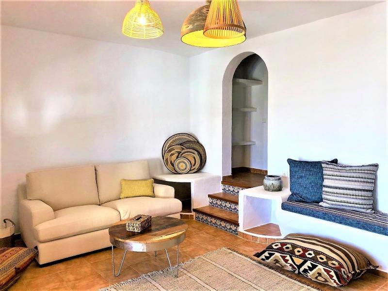Habitación #63942915