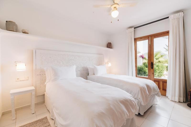 Habitación #63942916