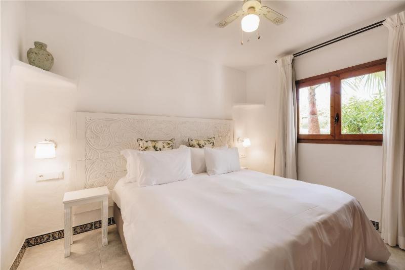 Habitación #63942922