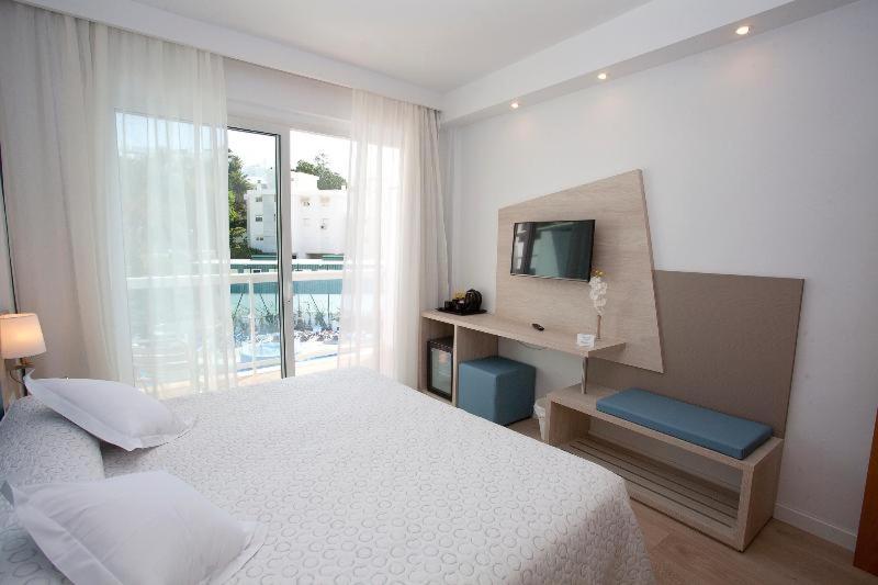 Habitación #1908712