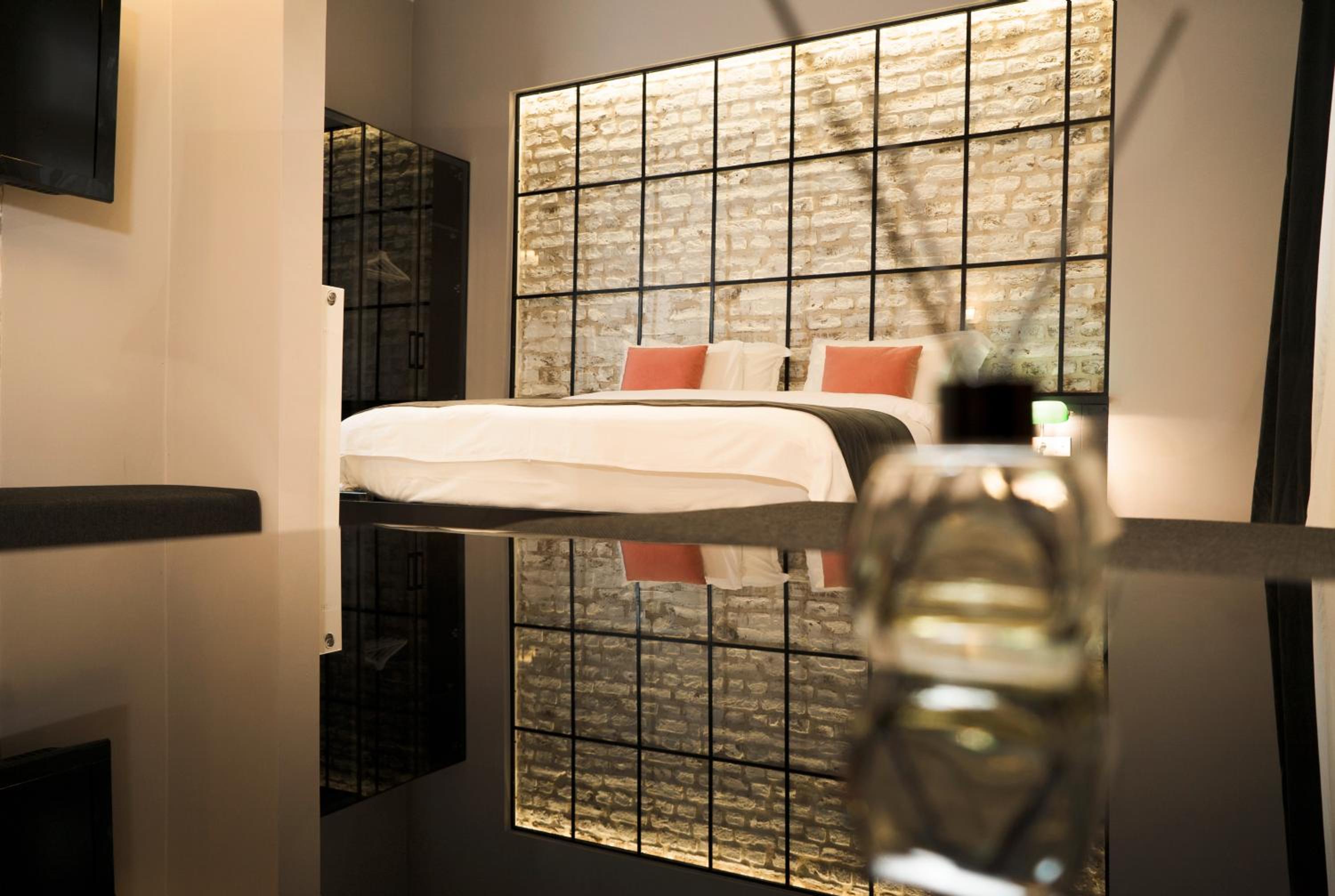 Luxury Studio with Turkish Bath  photo 2