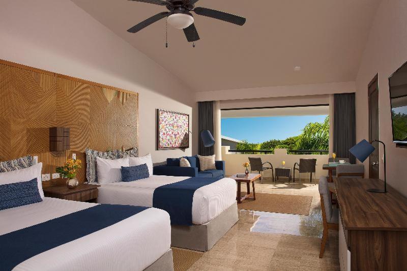 Habitación #32882395