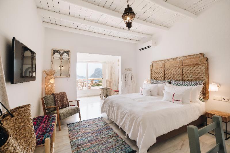 Habitación #63942918