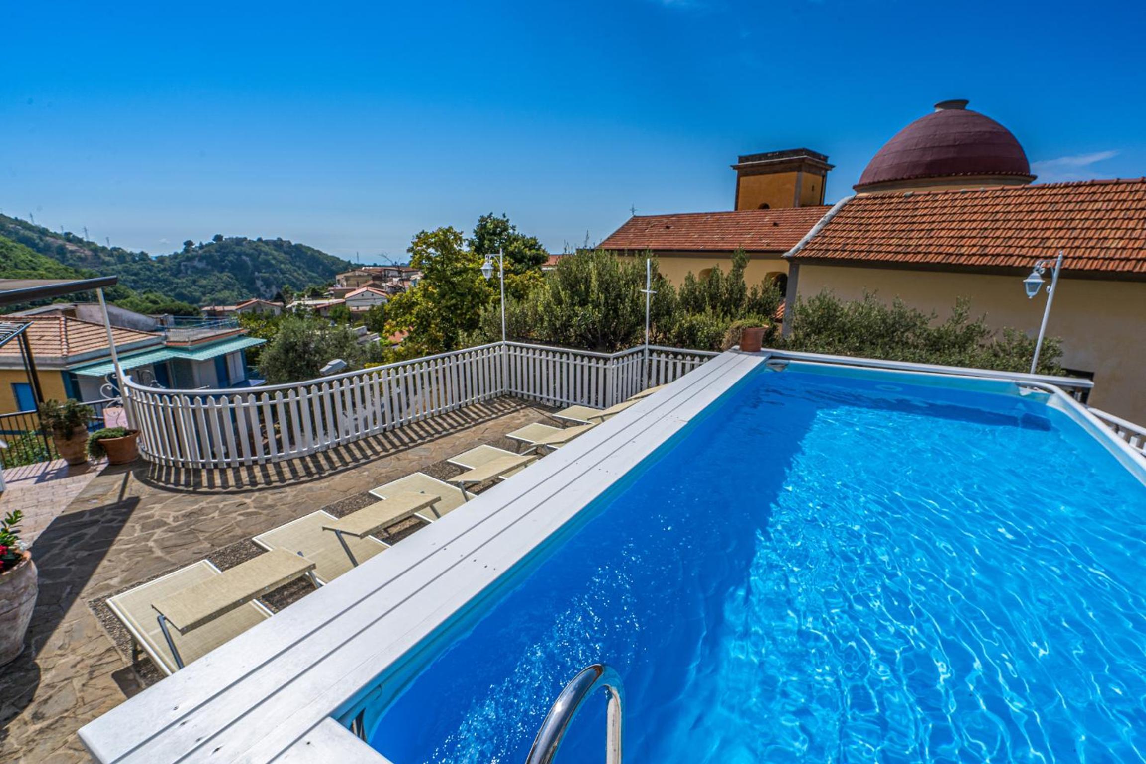 Villa With Private Pool photo 3