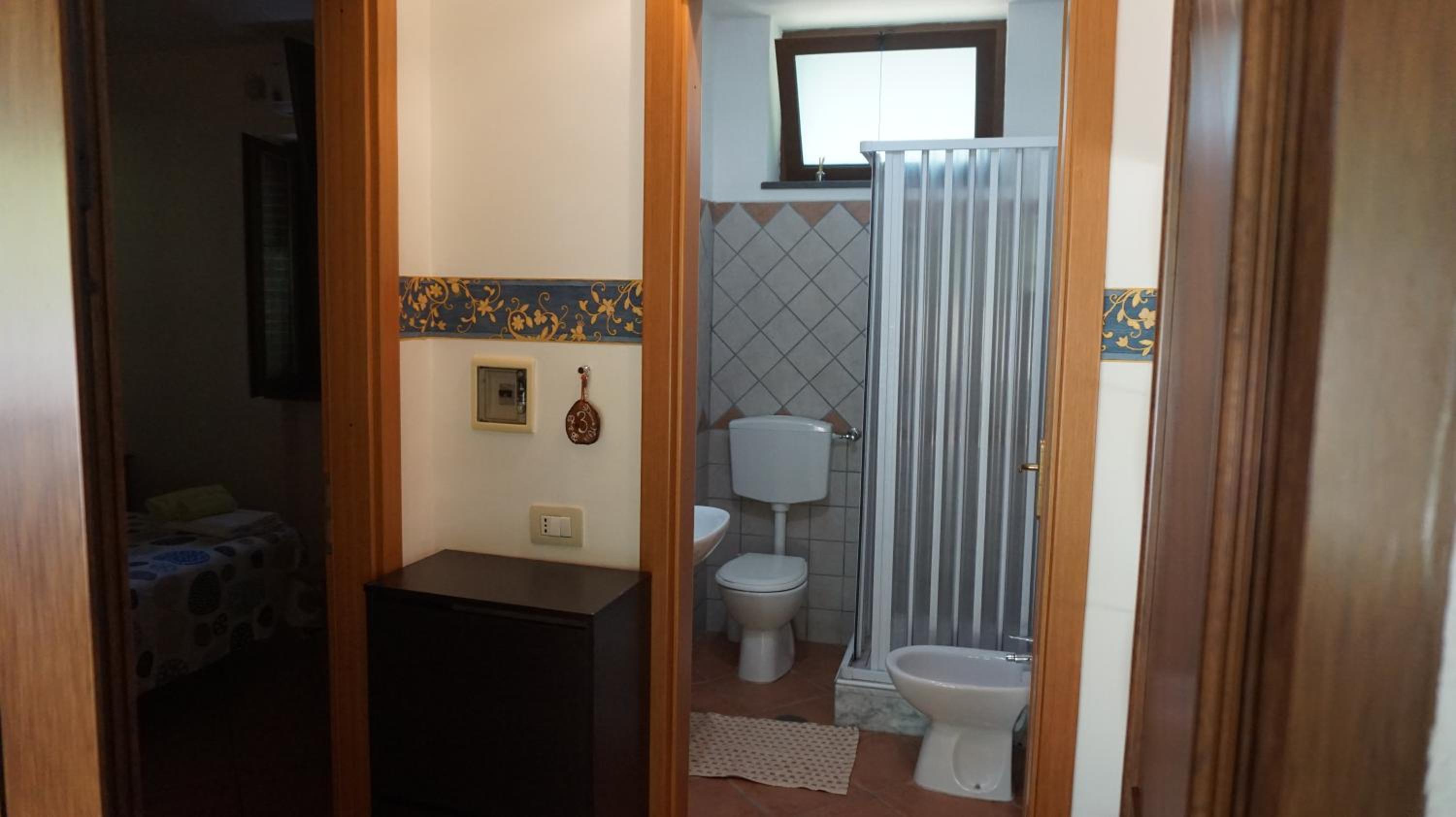 Double or Twin Room with Bathroom photo 3