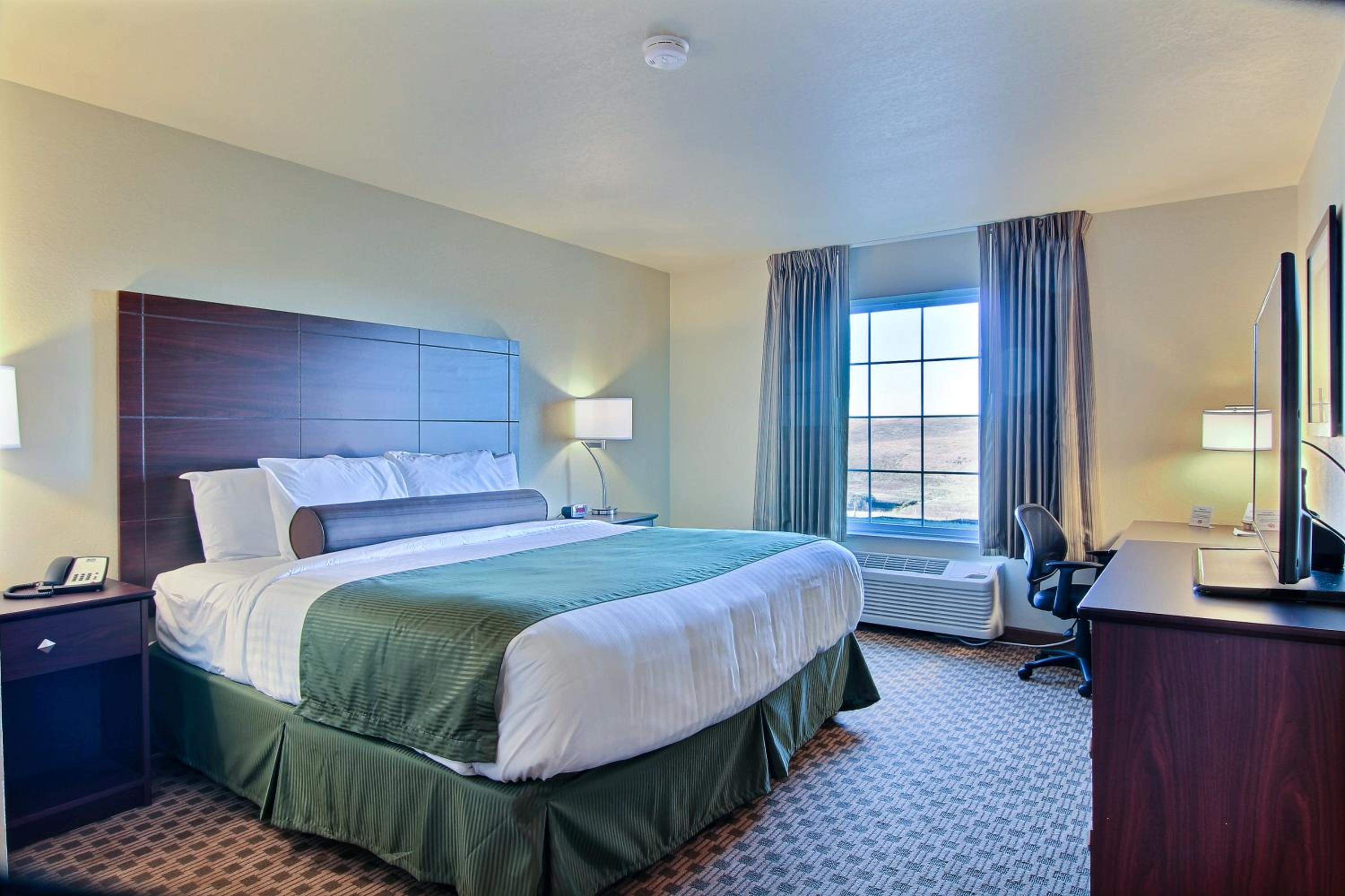 Deluxe King Room photo 3