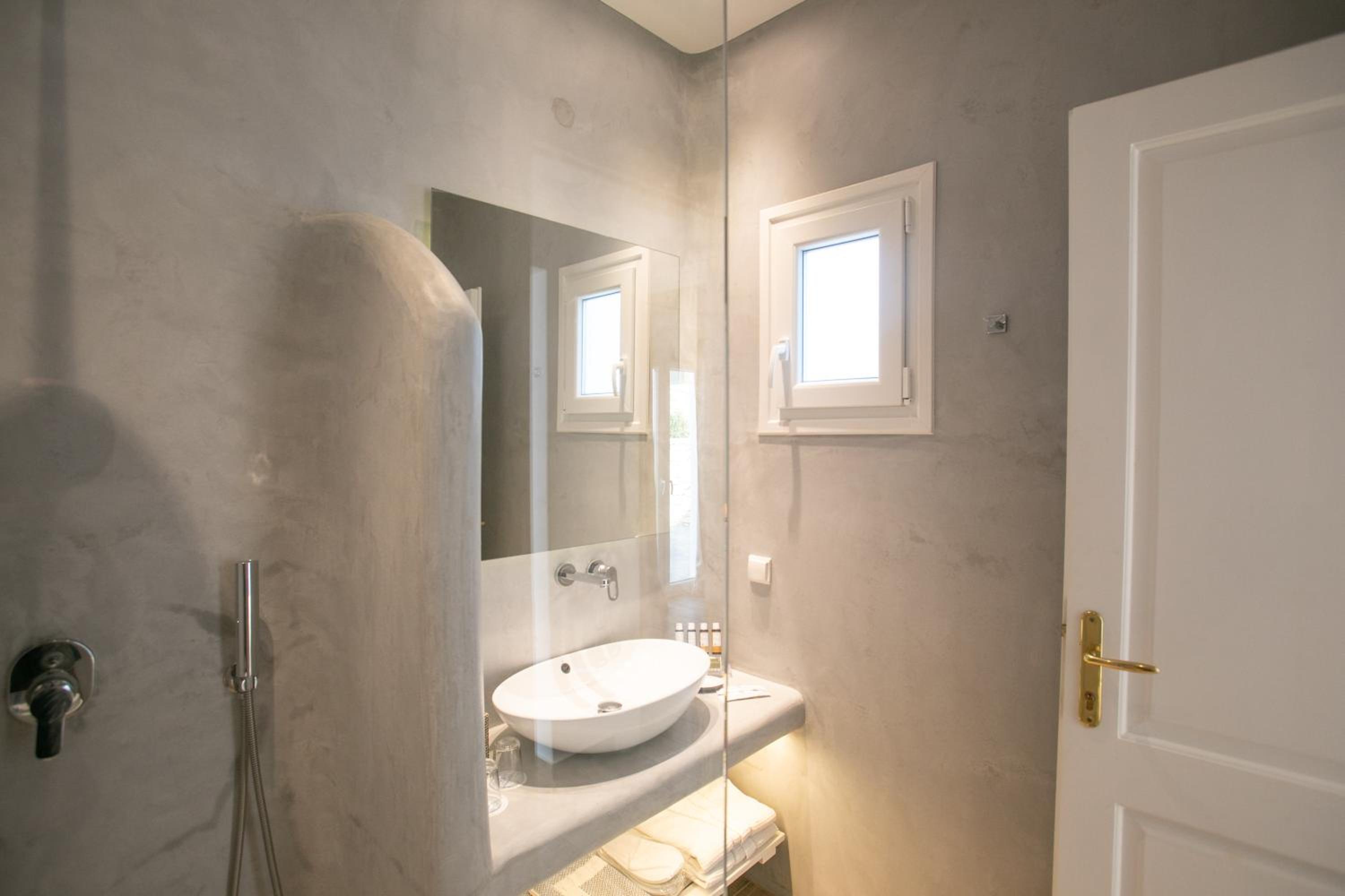 Suite with Sea View - Photo 5