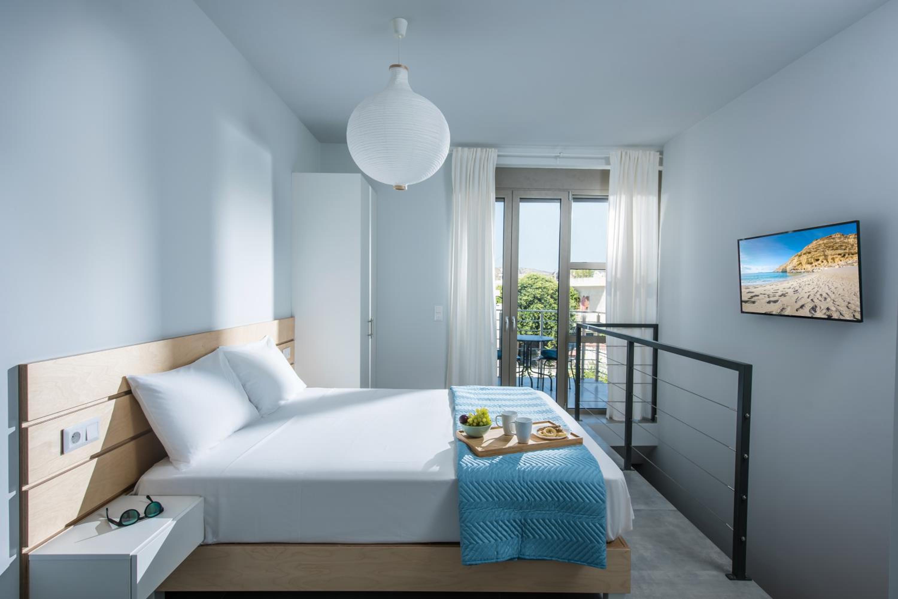 One-Bedroom House photo 1