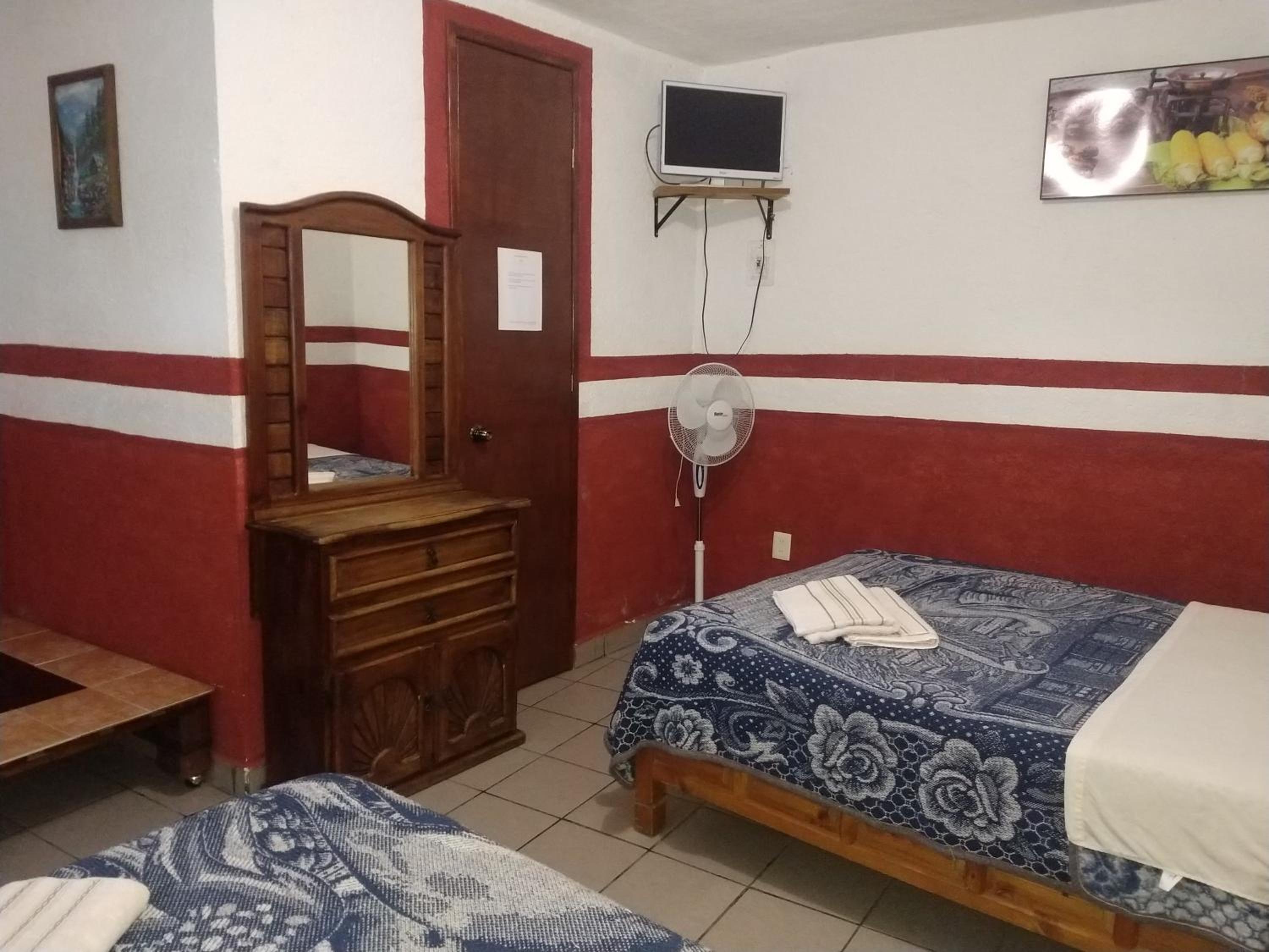 Triple Room - Photo 2