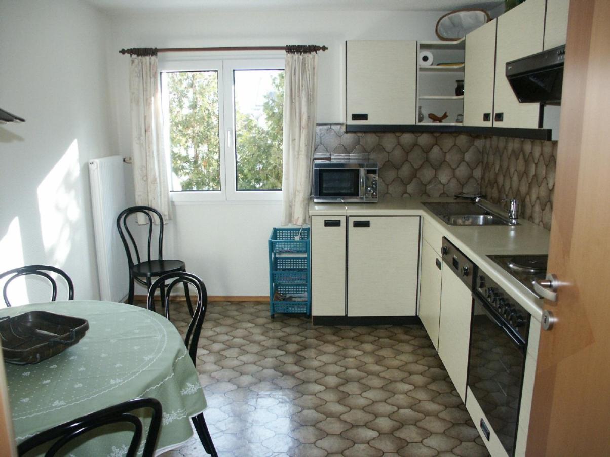 One-Bedroom Apartment with Balcony photo 3
