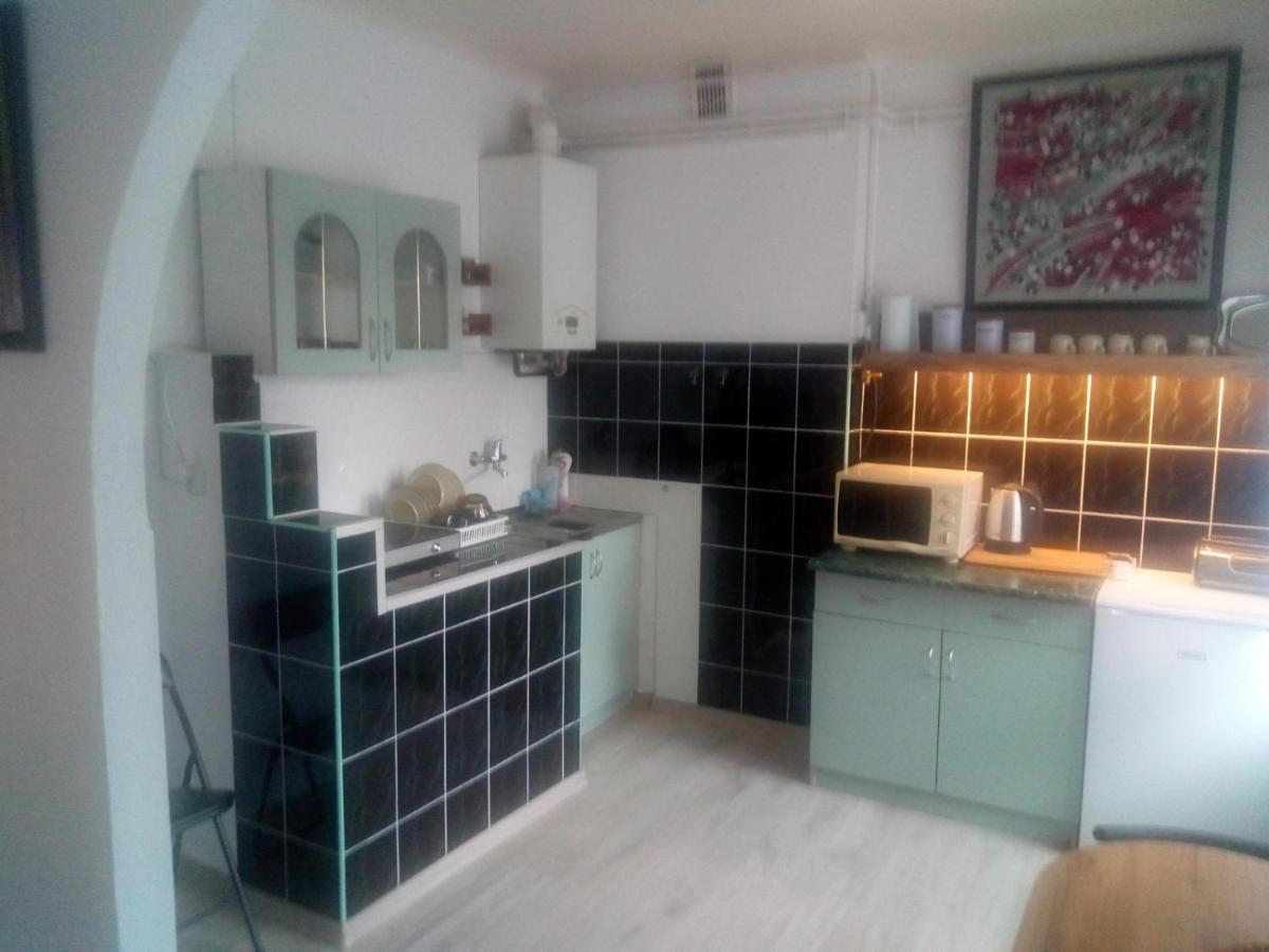 Studio Apartment photo 1