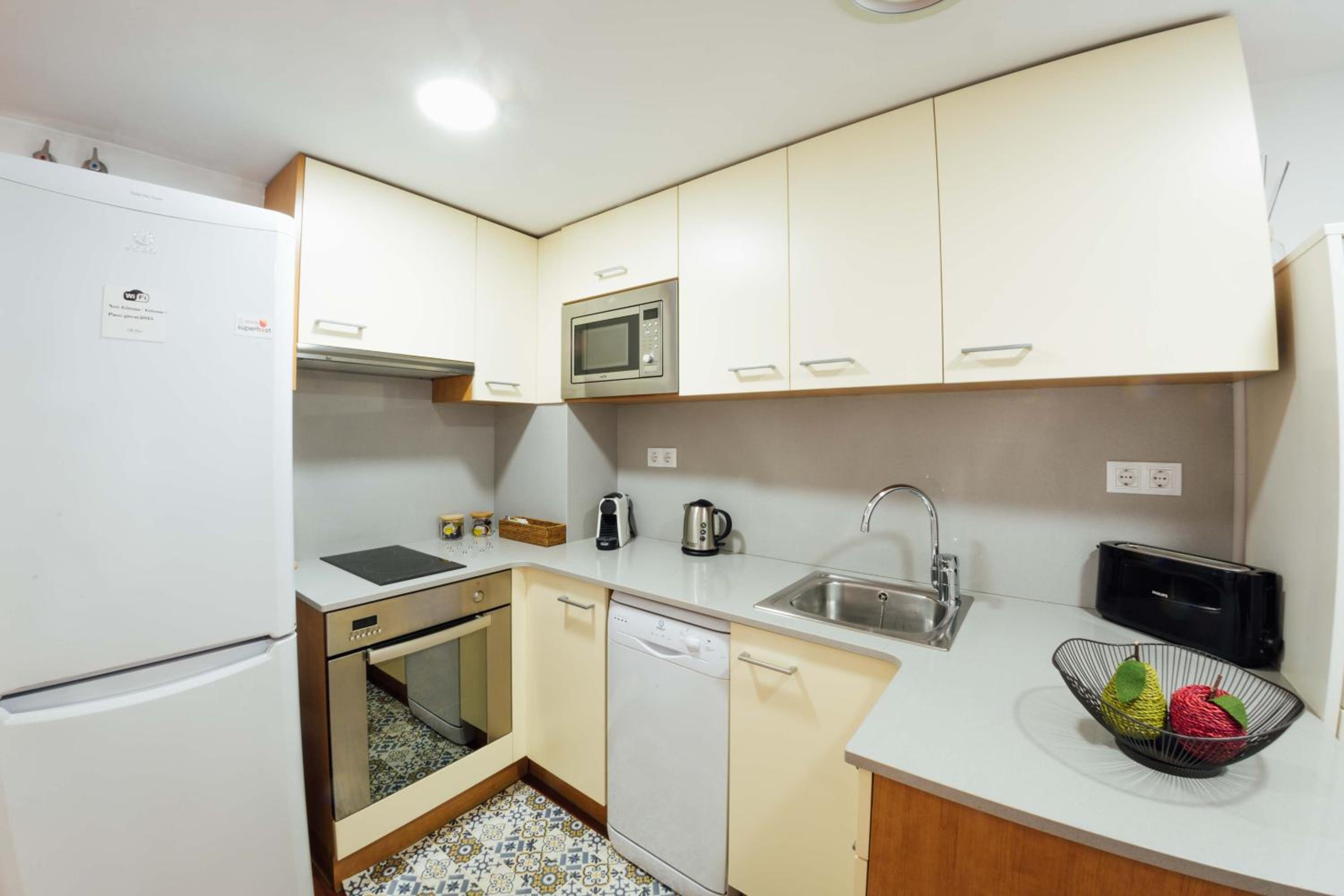 Deluxe Apartment photo 3