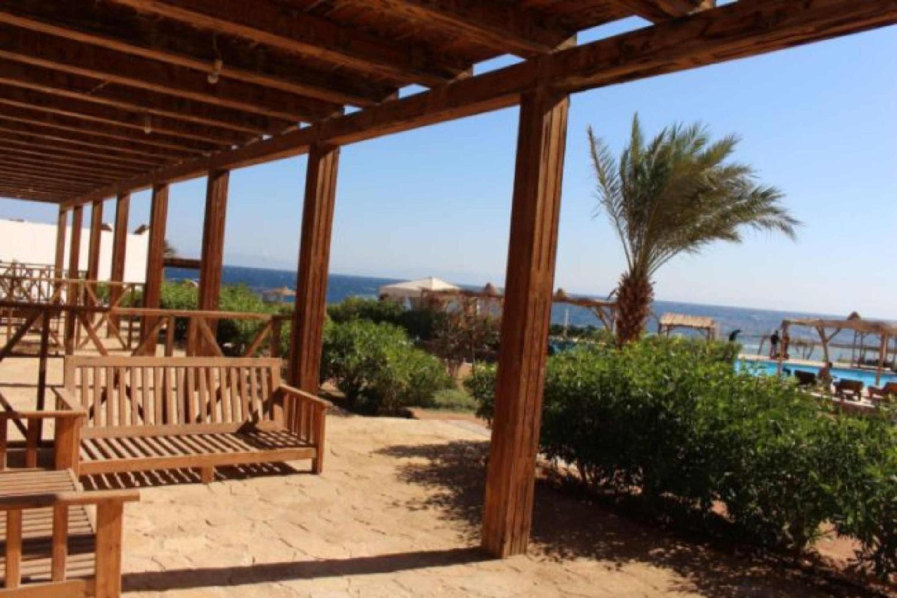Apartment with Sea View - Photo 26